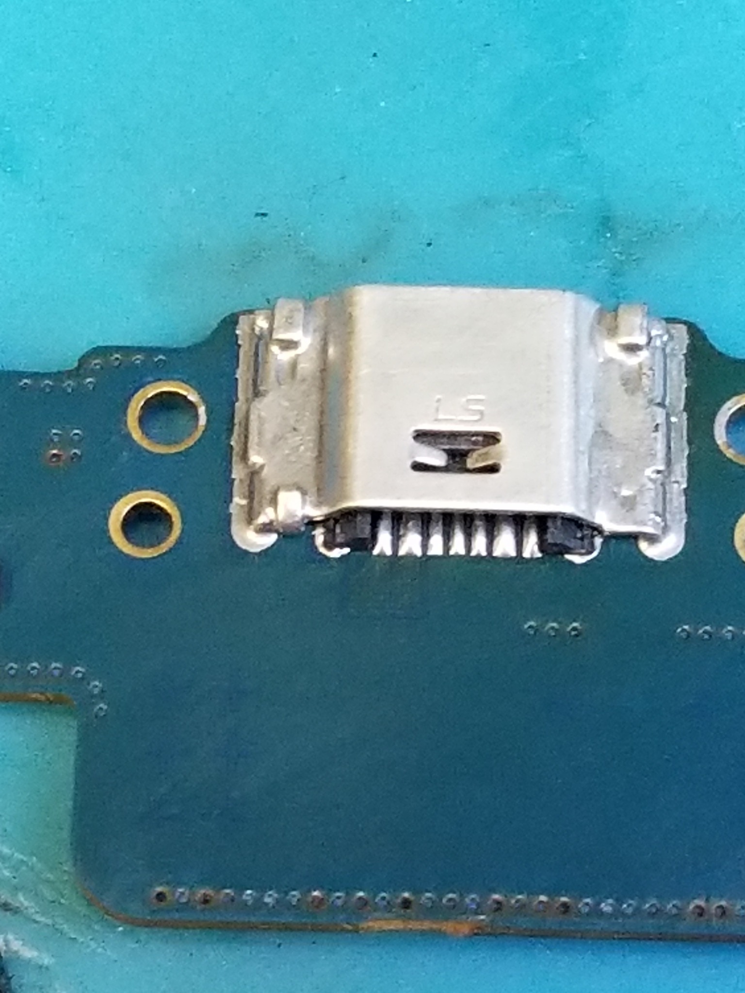 Connector installed on board